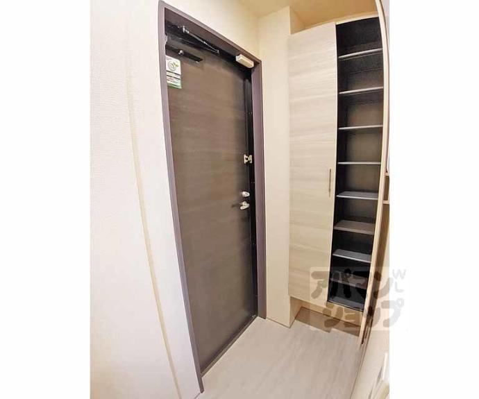 【ハイダウェイ両替町】間取