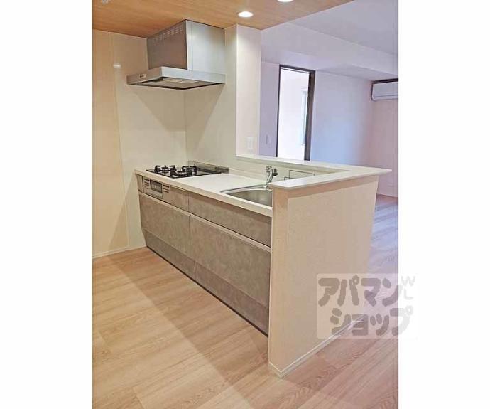 【ハイダウェイ両替町】間取