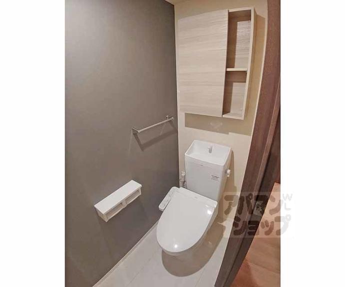 【ハイダウェイ両替町】間取