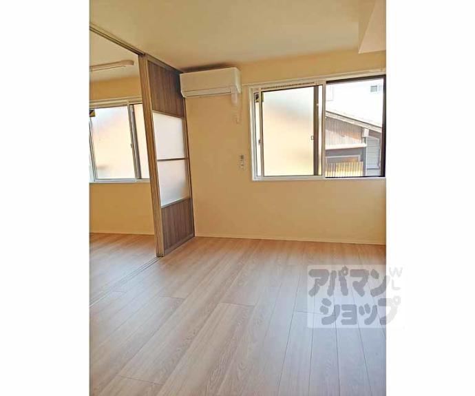 【ハイダウェイ両替町】間取