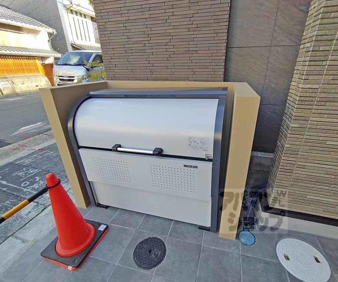 【Ｃｏｍｆｙ　Ｃｏｕｒｔ　五条西洞院】間取