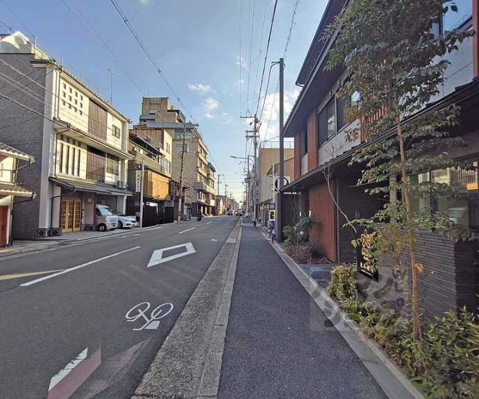 【Ｃｏｍｆｙ　Ｃｏｕｒｔ　五条西洞院】間取