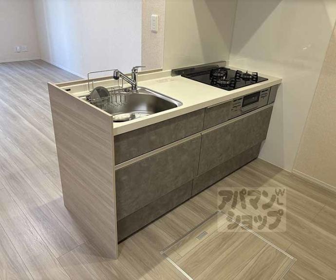 【GRAMM桂北滝川 B棟】間取