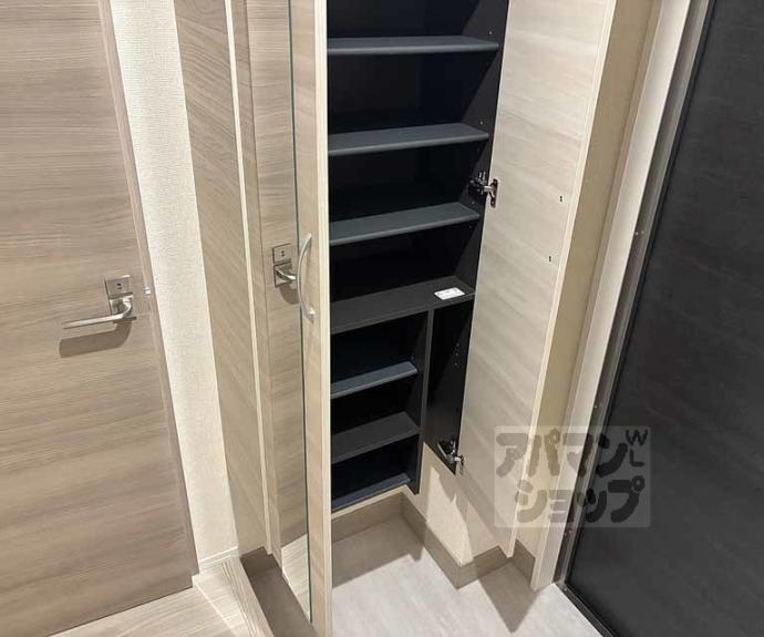 【GRAMM桂北滝川 B棟】間取