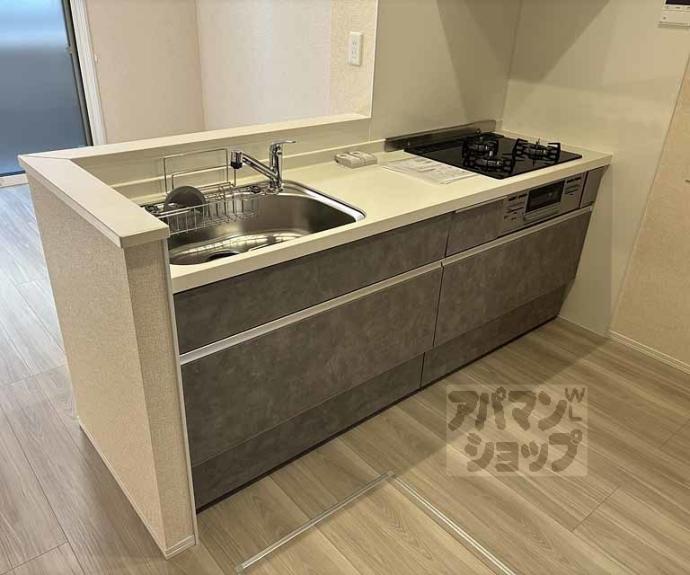 【GRAMM桂北滝川 B棟】間取