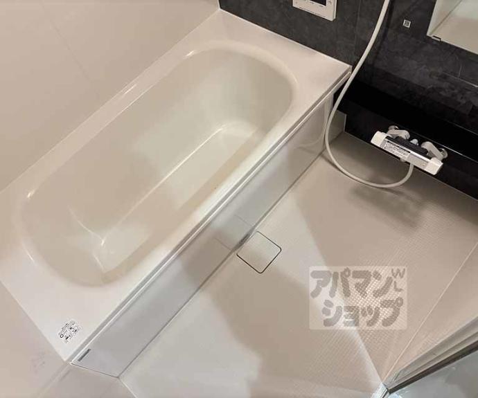 【GRAMM桂北滝川 B棟】間取