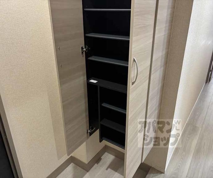 【GRAMM桂北滝川 B棟】間取