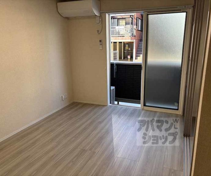 【GRAMM桂北滝川 B棟】間取