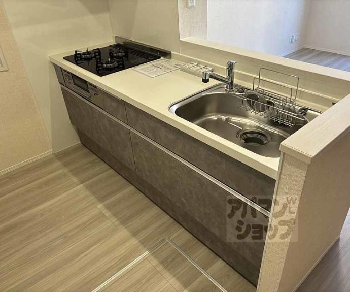 【GRAMM桂北滝川 B棟】間取