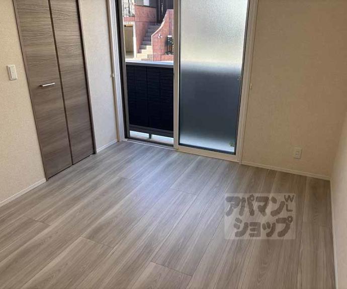 【GRAMM桂北滝川 B棟】間取