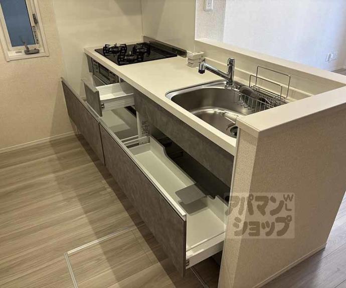 【GRAMM桂北滝川 B棟】間取