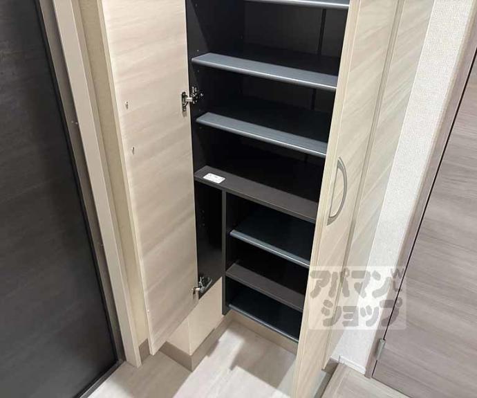 【GRAMM桂北滝川 B棟】間取