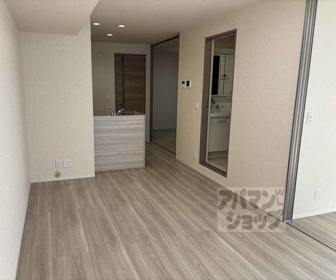 【GRAMM桂北滝川 B棟】間取