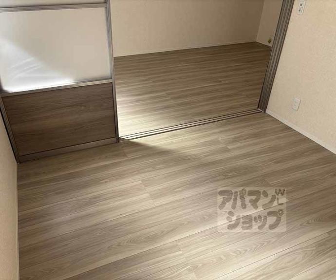 【GRAMM桂北滝川 B棟】間取