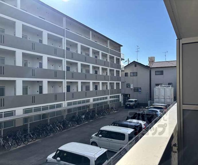 【GRAMM桂北滝川 B棟】間取