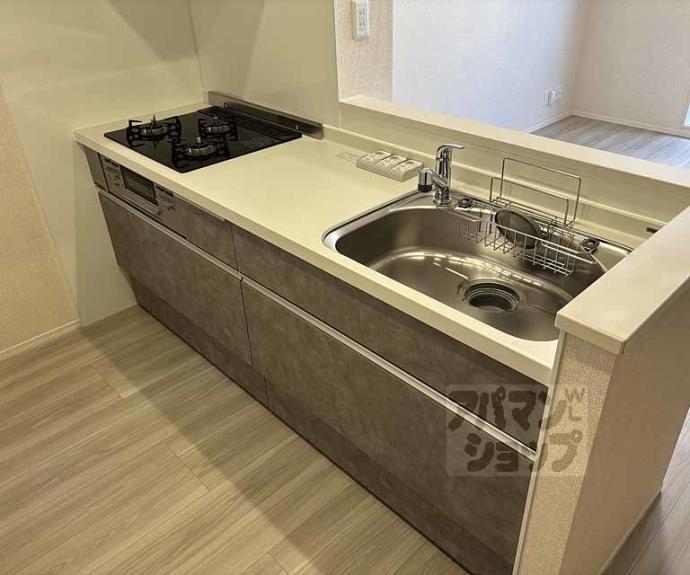 【GRAMM桂北滝川 B棟】間取