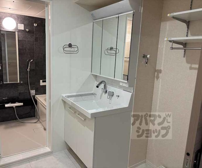 【GRAMM桂北滝川 B棟】間取