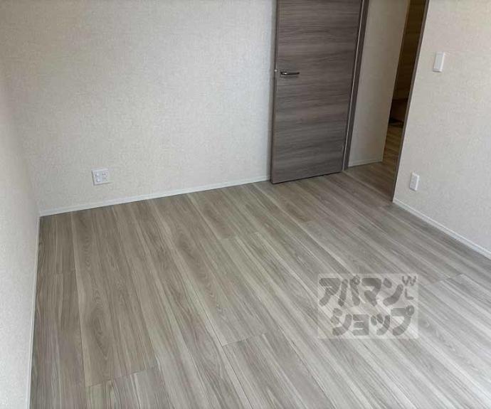 【GRAMM桂北滝川 B棟】間取