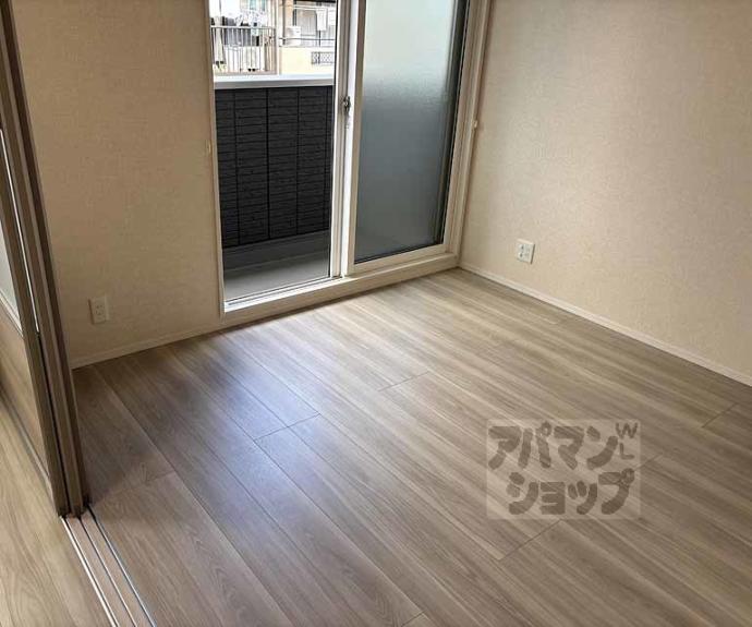 【GRAMM桂北滝川 B棟】間取