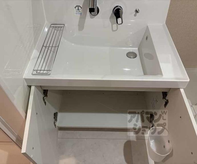 【GRAMM桂北滝川 B棟】間取