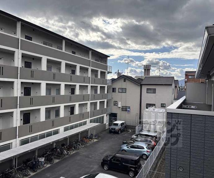 【GRAMM桂北滝川 B棟】間取