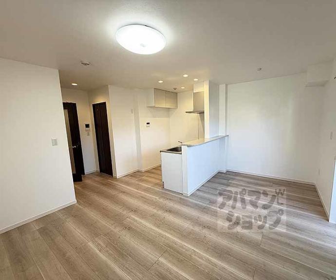 【ＢＲＩＧＨＥＮＣＥ御陵南ＷＥＳＴ】間取