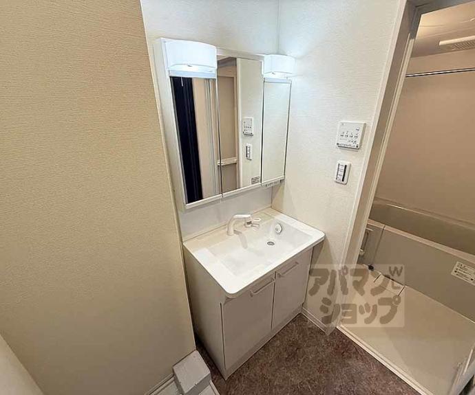 【BRIGHENCE御陵南WEST】間取