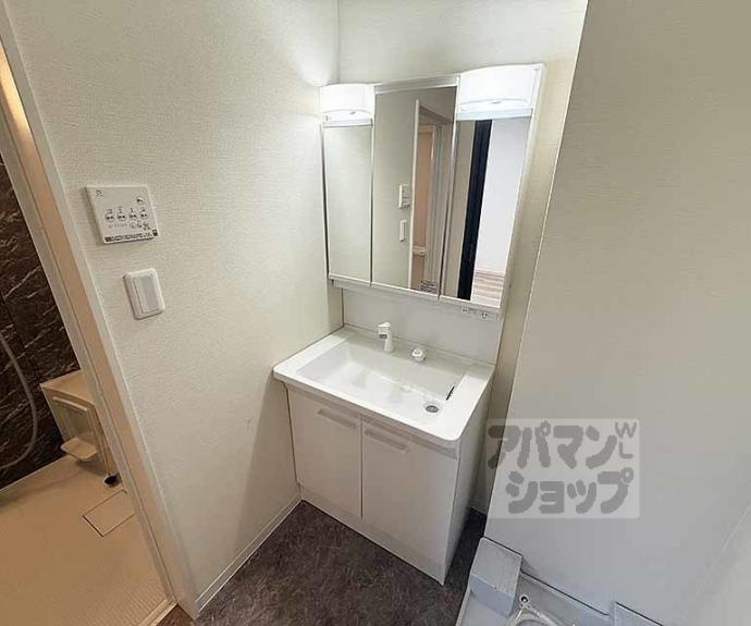 【BRIGHENCE御陵南WEST】間取