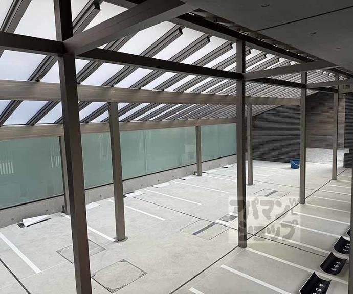 【ＳＩＬＫ　ＨＯＵＳＥとなみ　３号館】間取