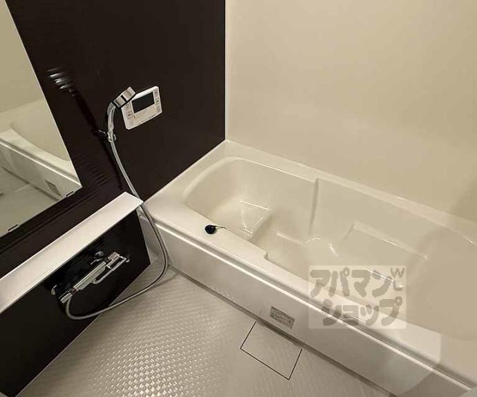 【SILK HOUSEとなみ 3号館】間取