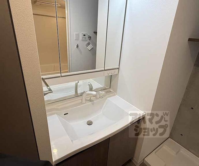 【SILK HOUSEとなみ 3号館】間取