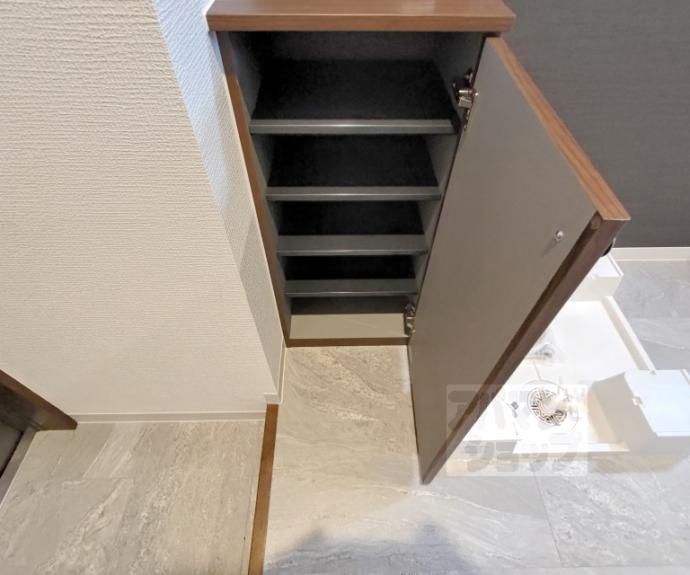 【La Fite Kyoto OIKE WEST】間取