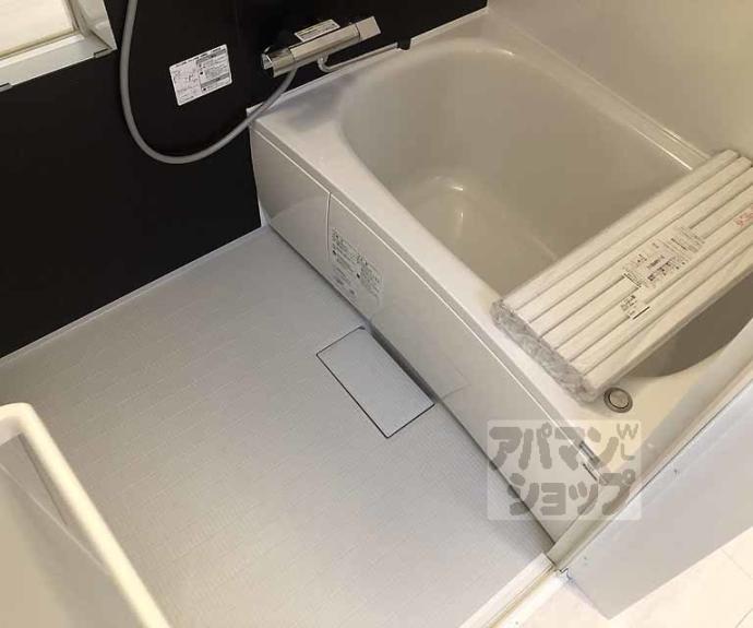 【ＭＡＫＡＮＩ長岡京】間取