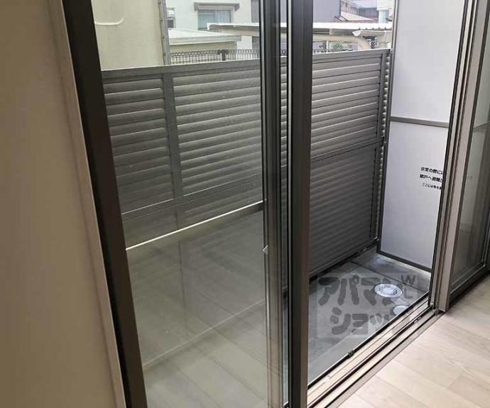 【ＭＡＫＡＮＩ長岡京】間取