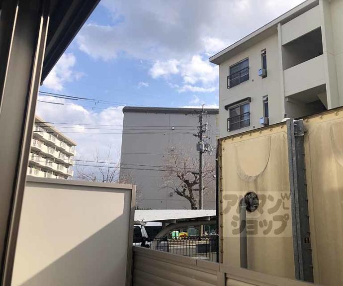 【ＭＡＫＡＮＩ長岡京】間取