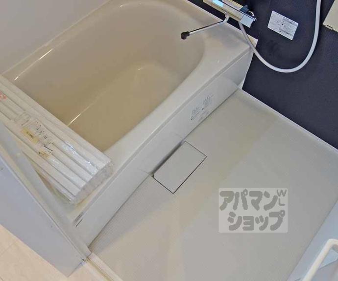 【ＭＡＫＡＮＩ長岡京】間取