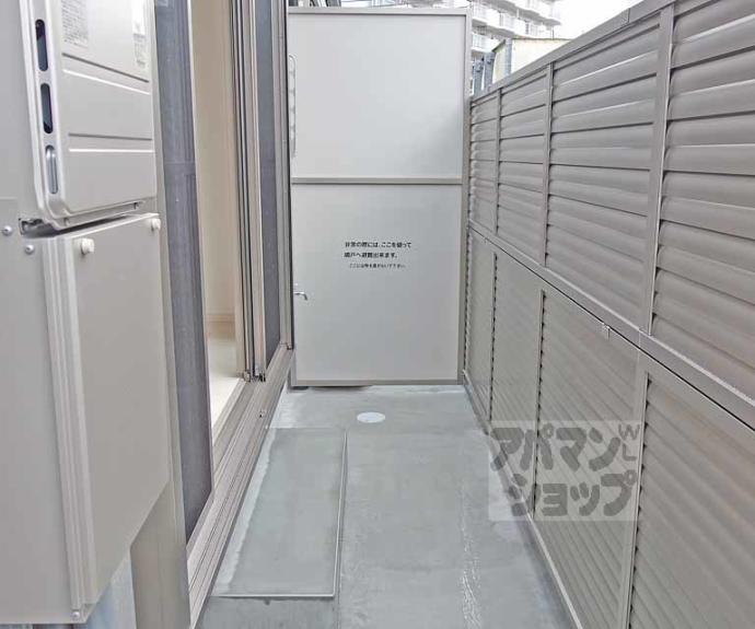 【ＭＡＫＡＮＩ長岡京】間取