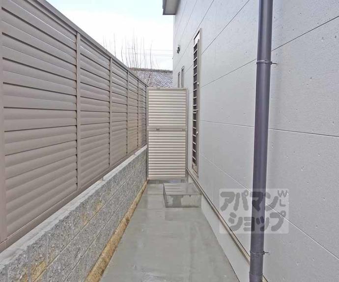 【ＭＡＫＡＮＩ長岡京】間取