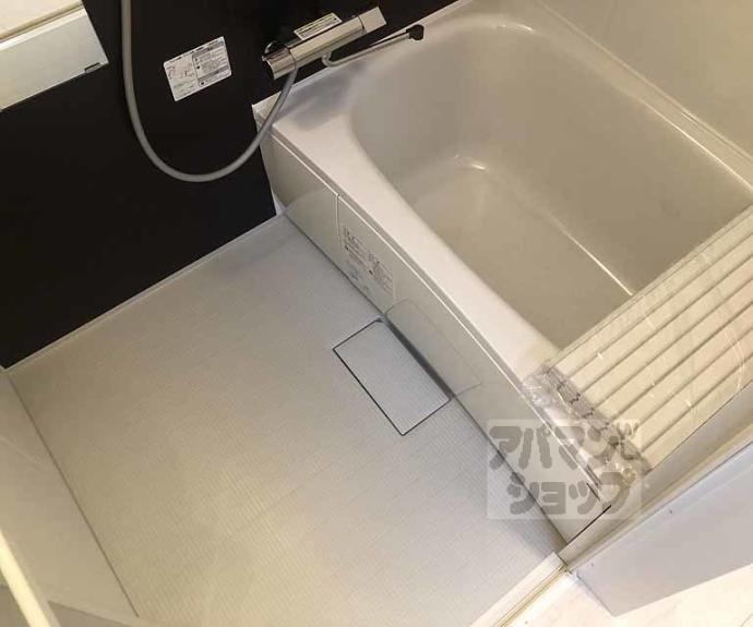 【ＭＡＫＡＮＩ長岡京】間取