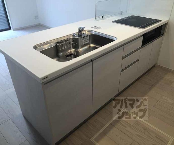 【ＭＡＫＡＮＩ長岡京】間取