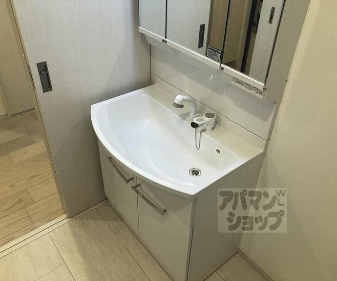 【ＭＡＫＡＮＩ長岡京】間取