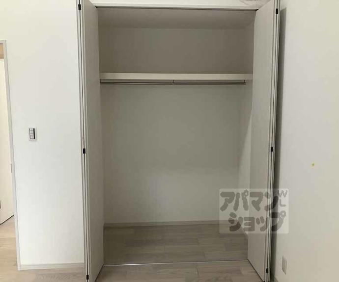 【ＭＡＫＡＮＩ長岡京】間取