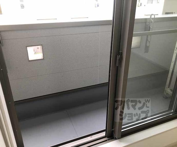 【ＭＡＫＡＮＩ長岡京】間取