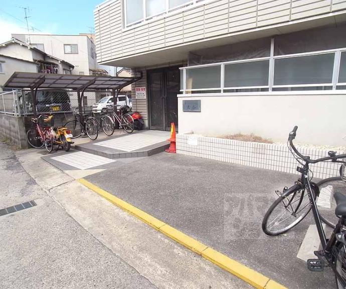 【シャンドール太秦】間取