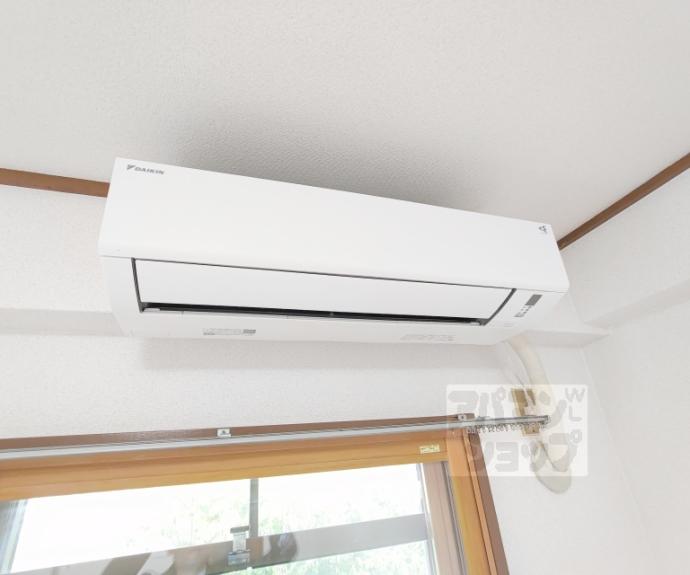 【パビヨン宇多野】間取