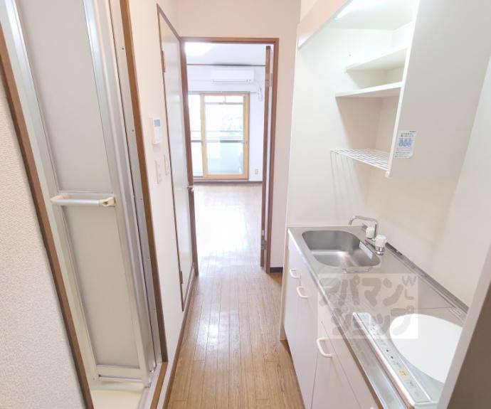 【パビヨン宇多野】間取