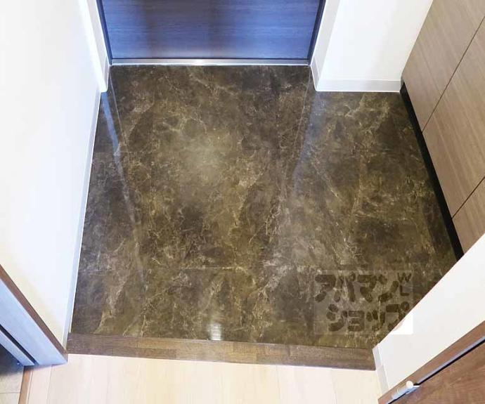 【ゼフィランサス西大路】間取