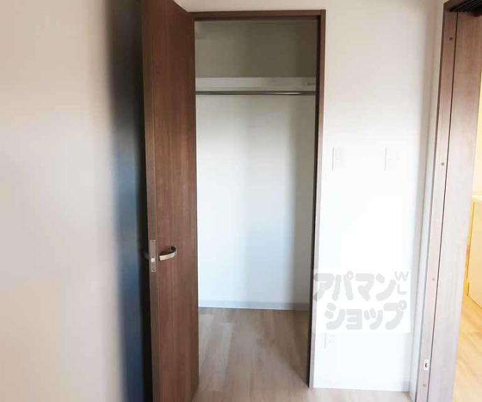 【ゼフィランサス西大路】間取