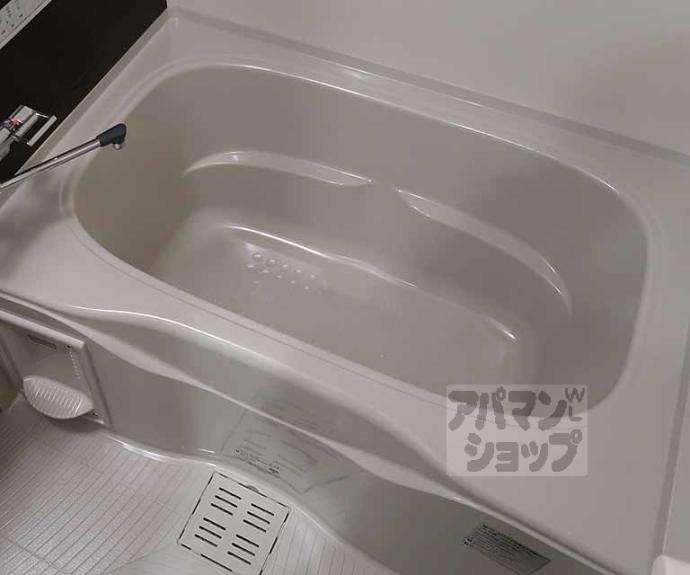 【ゼフィランサス西大路】間取