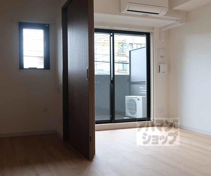 【ゼフィランサス西大路】間取